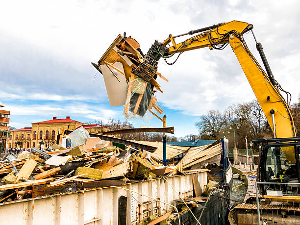 Best Garage Cleanout Services  in Westwego, LA